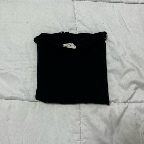 BLACK CROP TOP - Picture 4 of 4